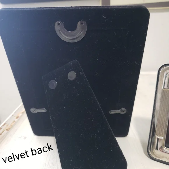 2 Vintage Frames - Picture 3 of 12